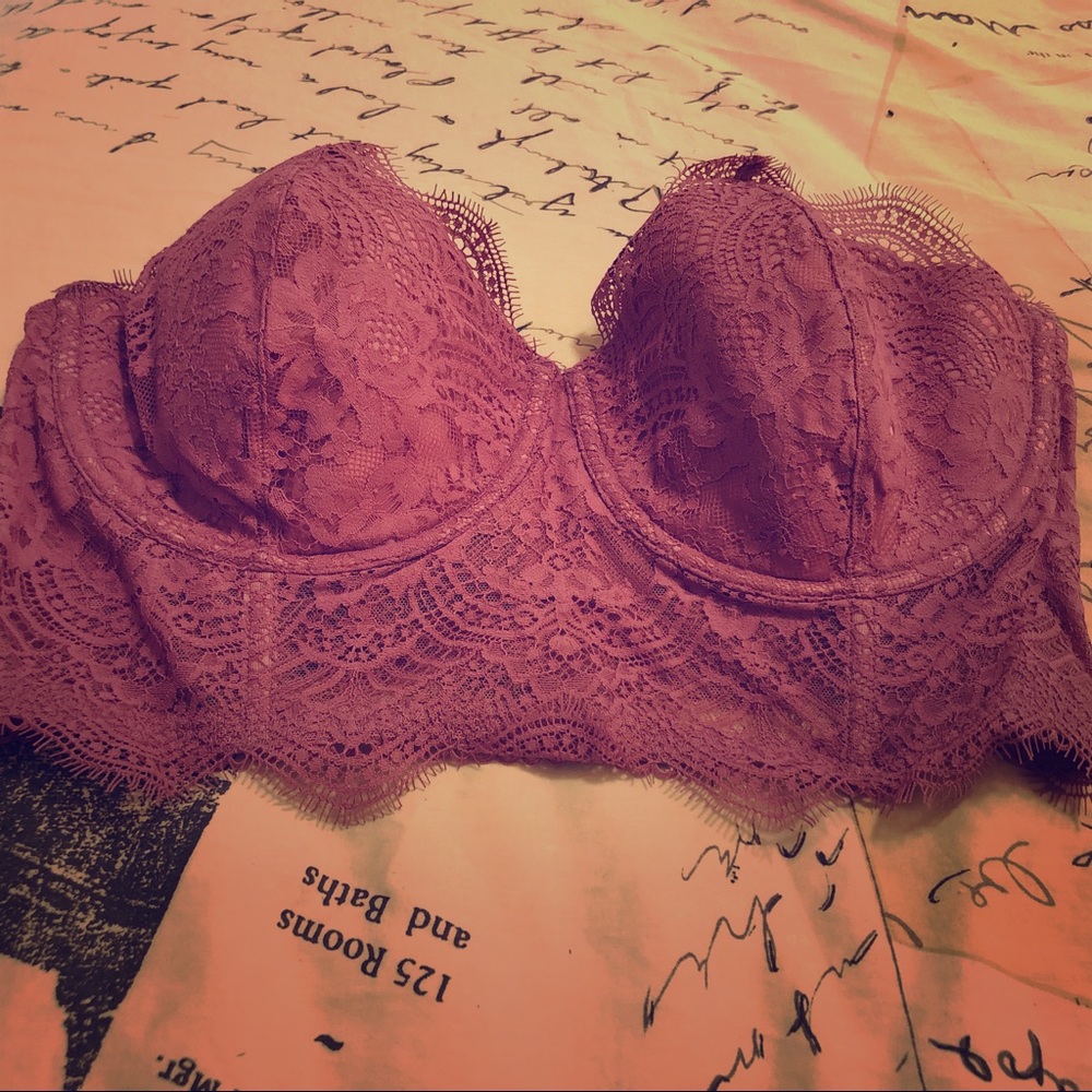 NWOT rose lace bra